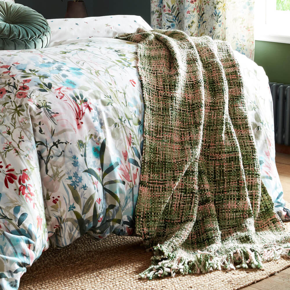 laura ashley bed throws